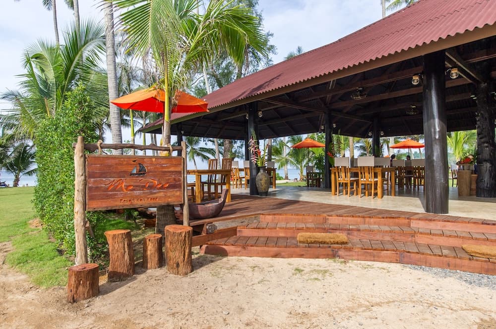 Medee Resort, Interior entrance, photo 2