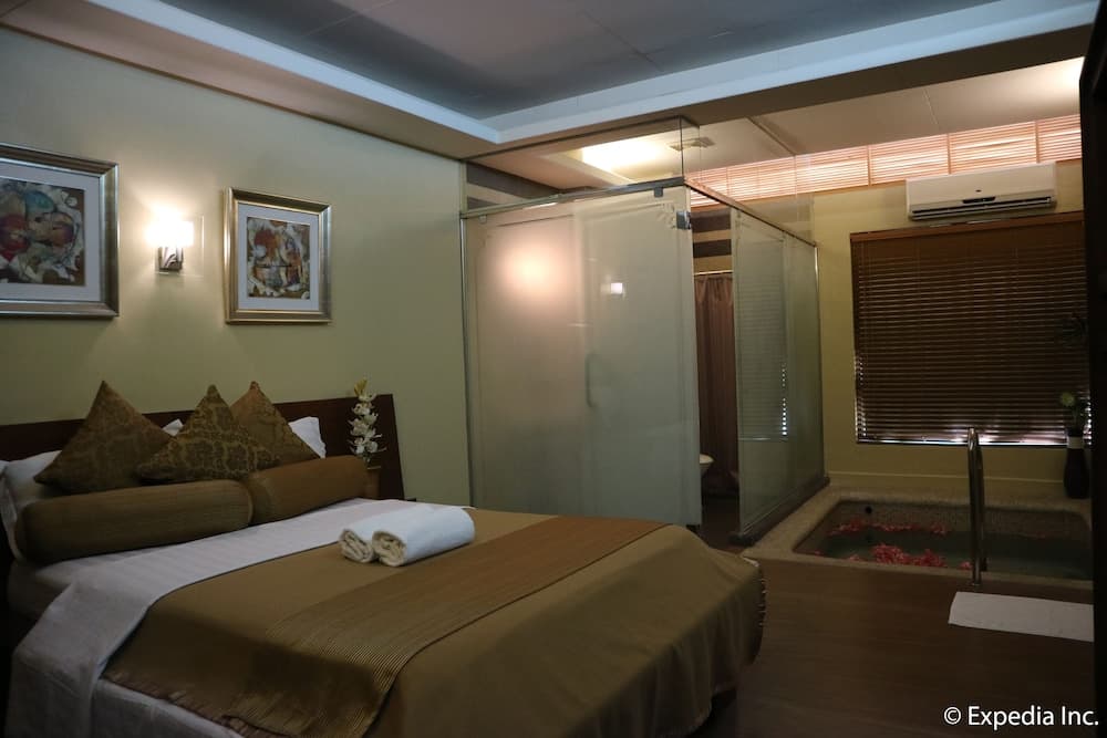Splash Suites Hotel Laguna, Room, photo 4
