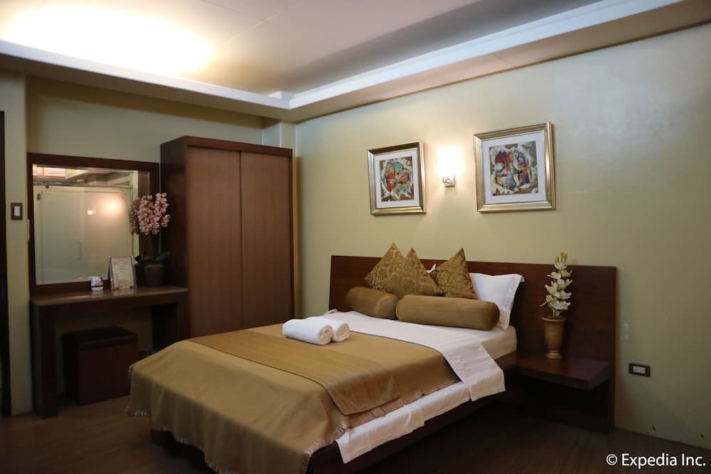 Splash Suites Hotel Laguna, Primary image, photo 1