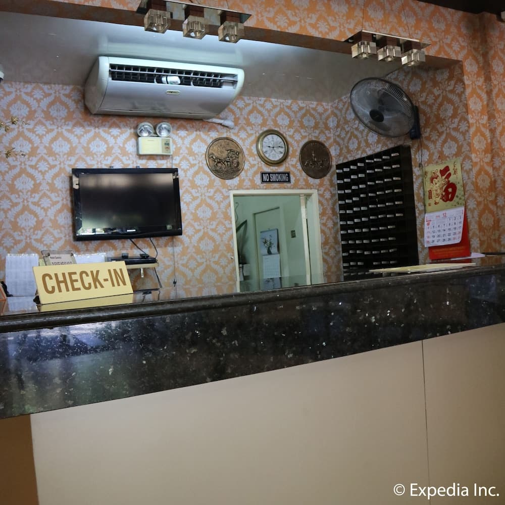 Splash Suites Hotel Laguna, Reception, photo 2