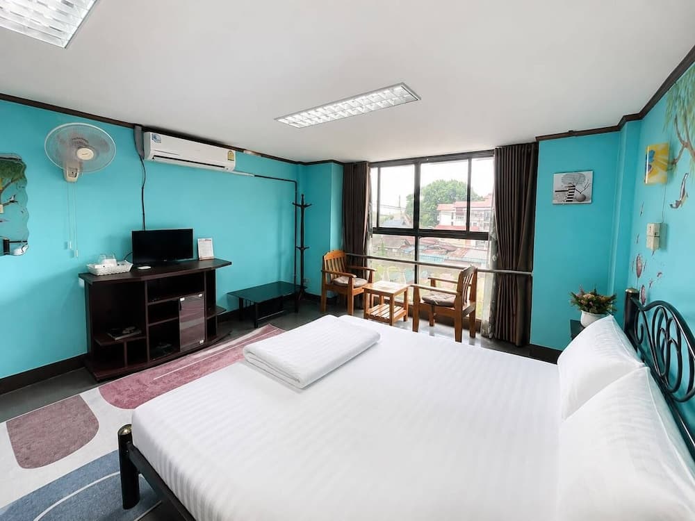 J cafe & hostel, Room, photo 4