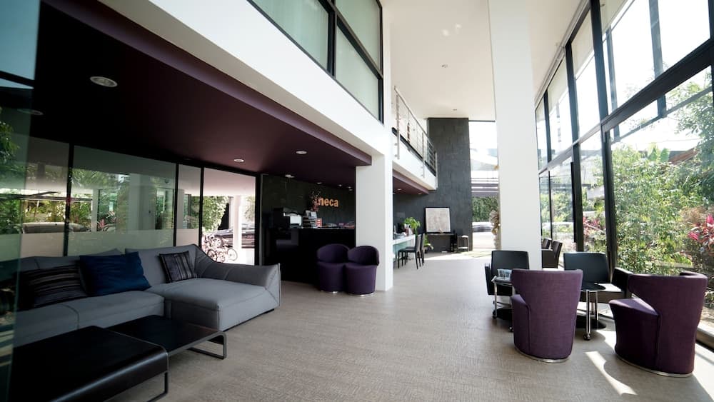 Neca Complex Apartment, Lobby sitting area, photo 3