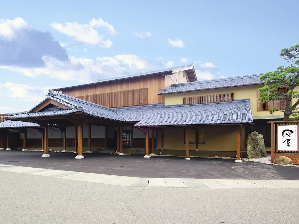 Haiya, Primary image, photo 1