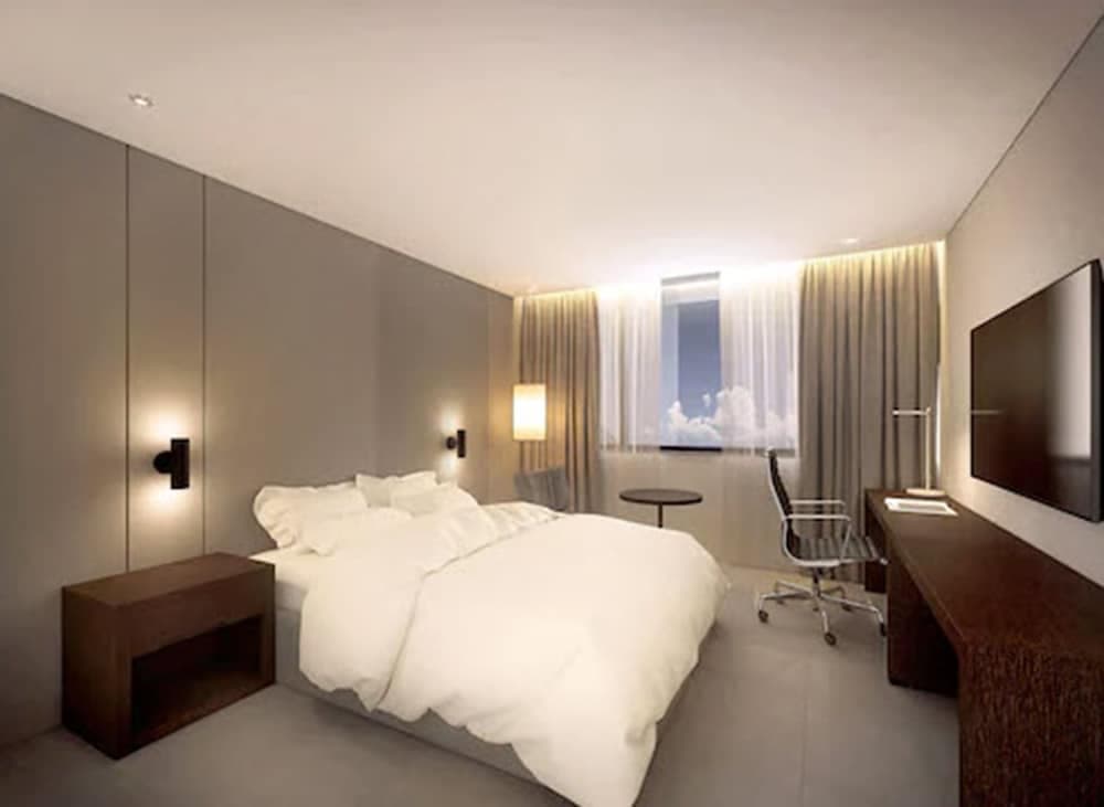 Crown Hotel Changwon, Primary image, photo 1