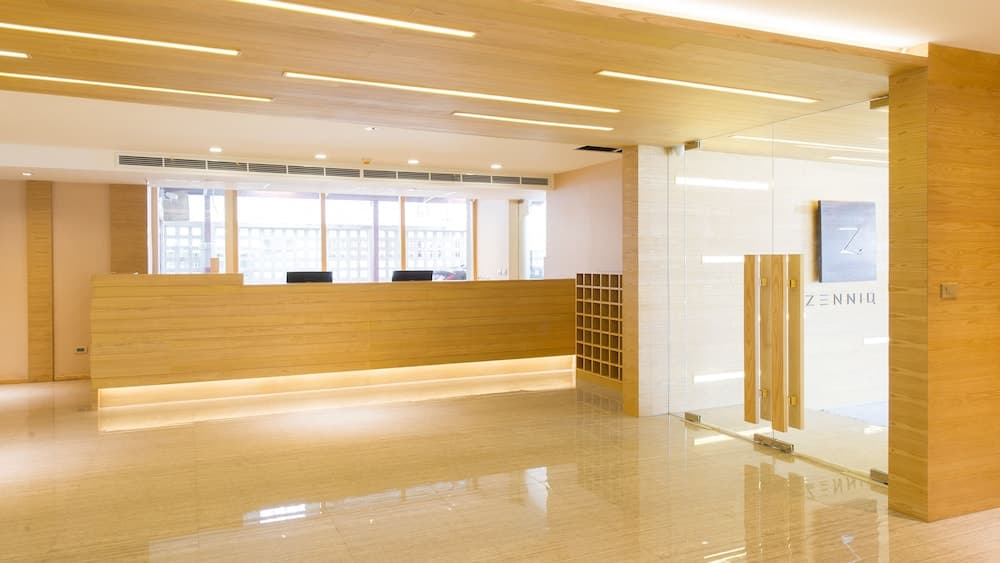 Zenniq, Reception, photo 3
