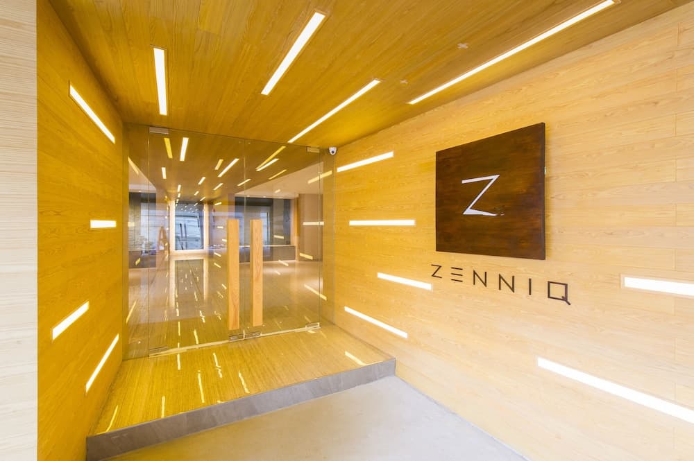 Zenniq, Interior entrance, photo 2