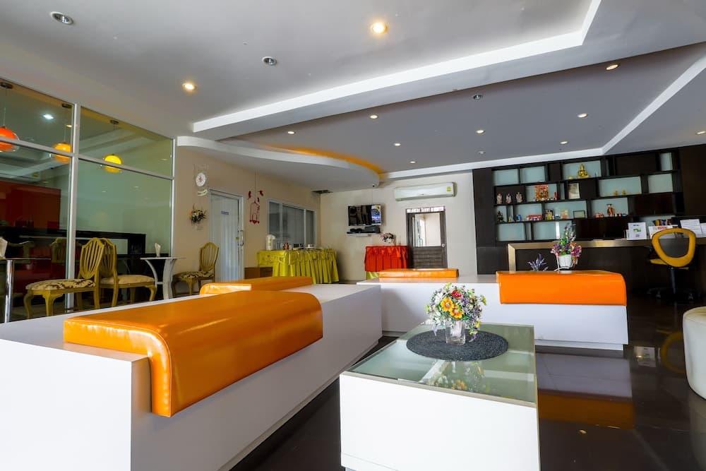 Portrait Pranburi Hotel, Lobby sitting area, photo 5