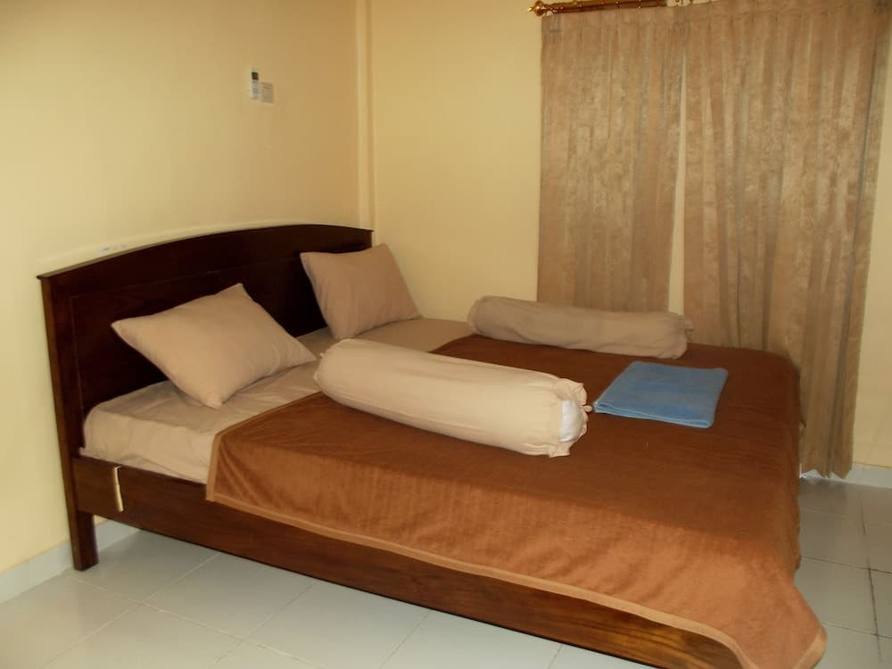 Hotel Aulia, Room, photo 4