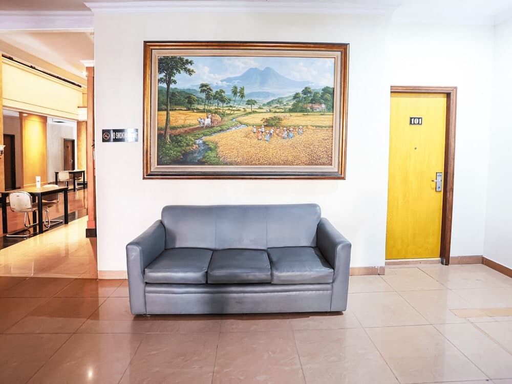Grande Hotel Lampung 리셉션 사진 3