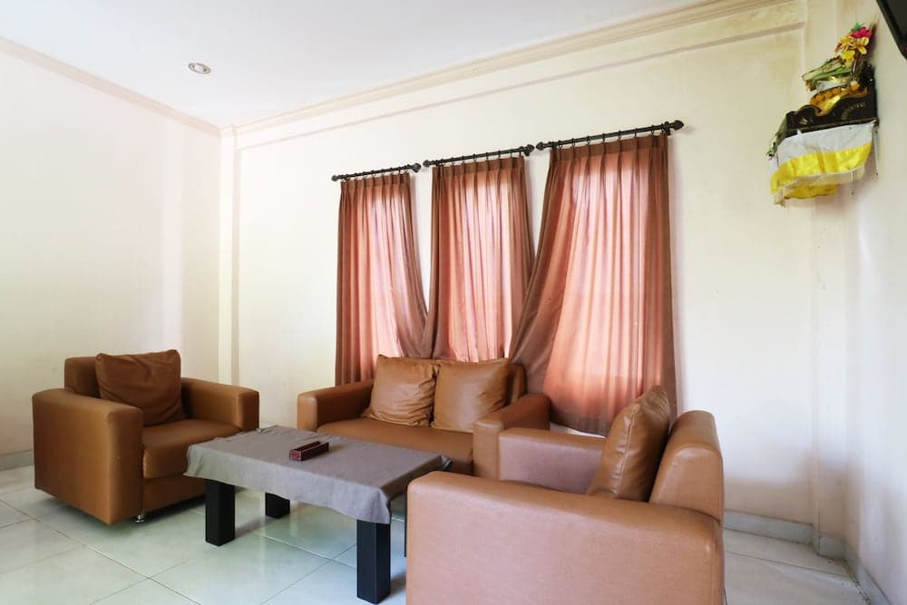 Pondok 3 Mertha, Lobby sitting area, photo 5