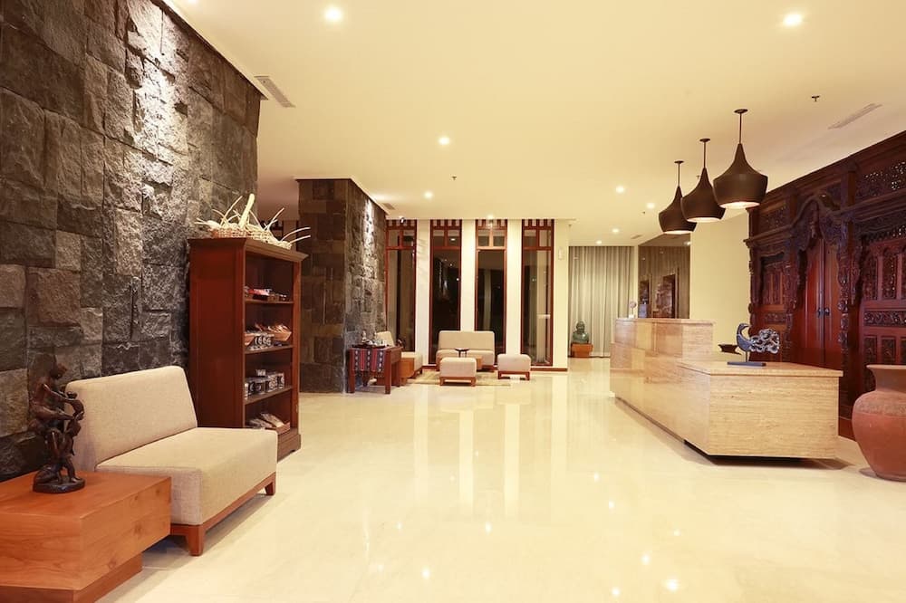 Wimarion Hotel Semarang, Interior entrance, photo 2