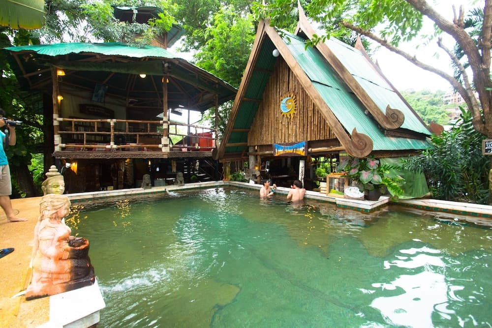 Tropical Garden Bungalow, Primary image, photo 1