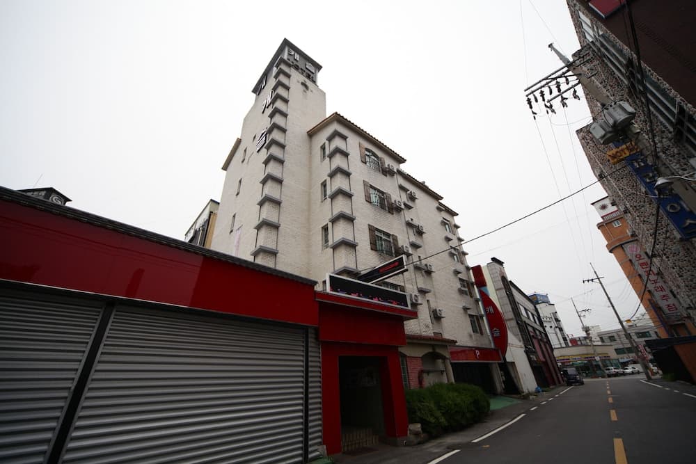 캐슬 모텔 익산 기본 이미지 사진 1