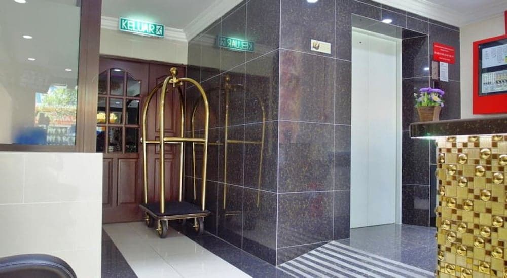 Classic Kinabalu Hotel, Interior entrance, photo 3