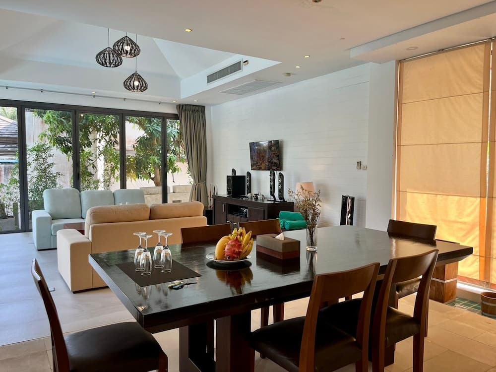 Baan Eng Fah, Interior entrance, photo 4