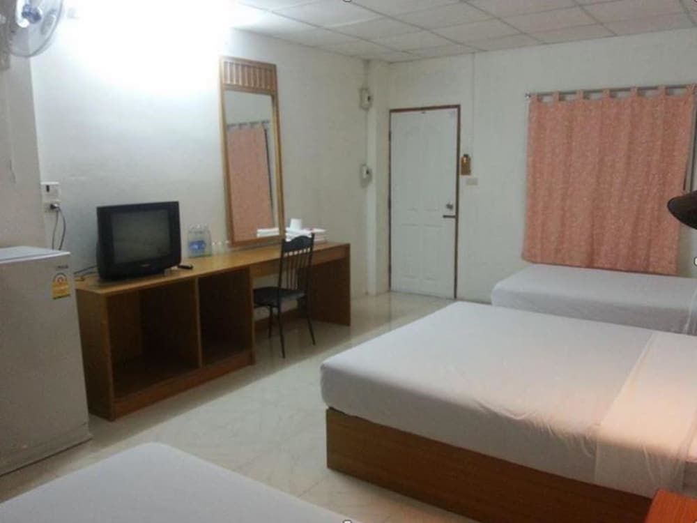 Baansakulpetch Hotel, Room, photo 3