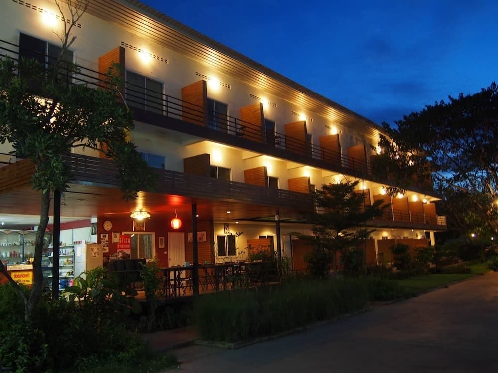 Baansakulpetch Hotel, Primary image, photo 1