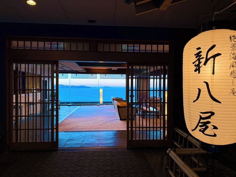 Shinpachiya, Interior entrance, photo 2
