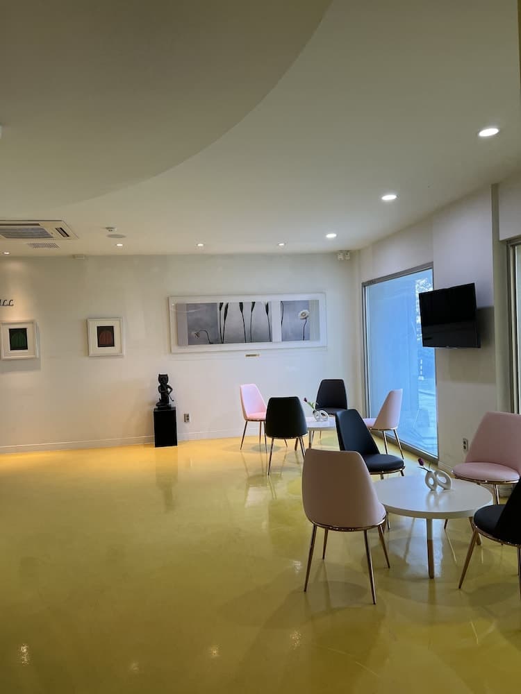 칠포 파인비치호텔 로비 좌석 공간 사진 4