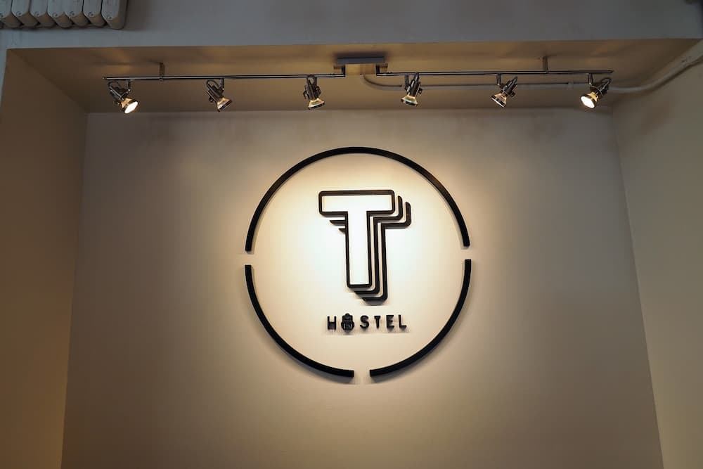 T 호스텔 앳 빅토리 모뉴먼트 리셉션 사진 3