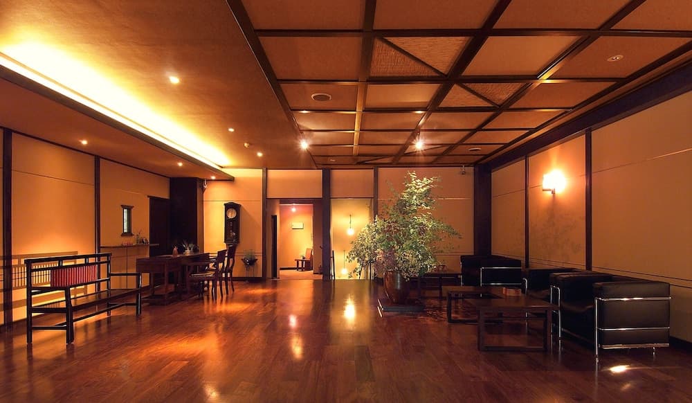 Moritaya, Reception, photo 2