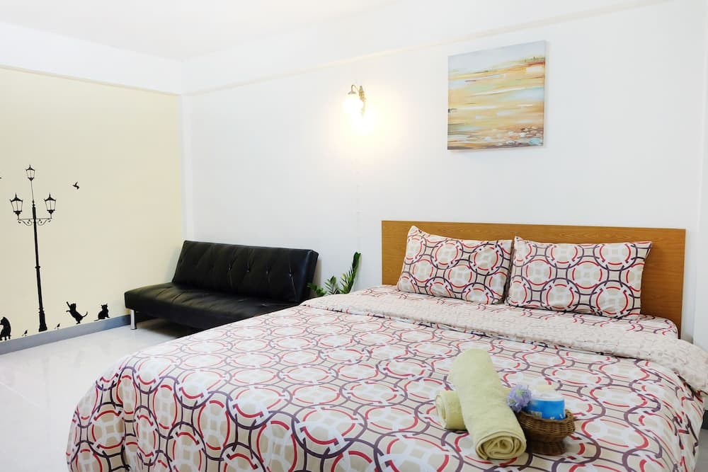 Grand Living Place, Primary image, photo 1
