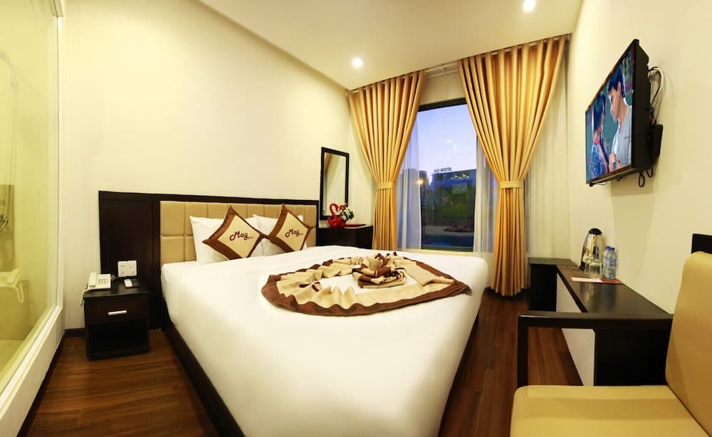 May Hotel, Primary image, photo 1