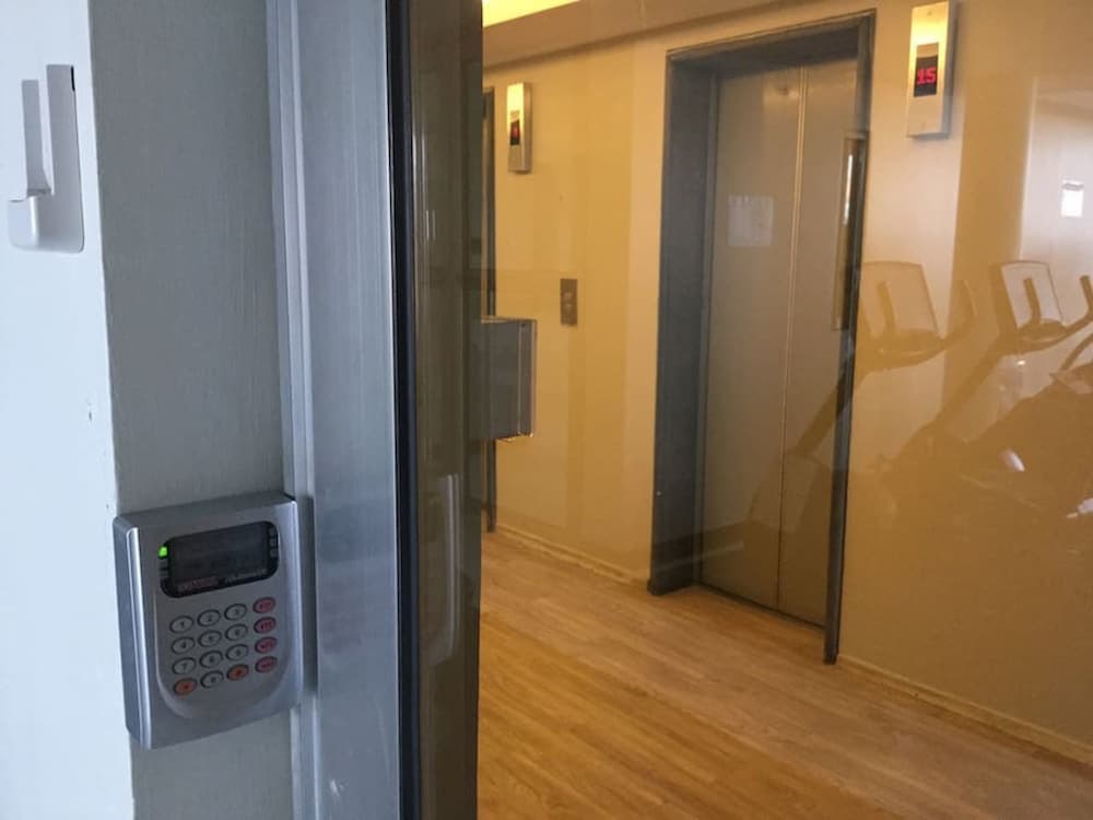 더 레이크 3 콘도미니엄 내부 입구 사진 2