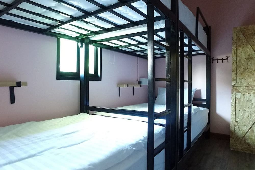 Doolay Beachfront Hostel, Room, photo 4
