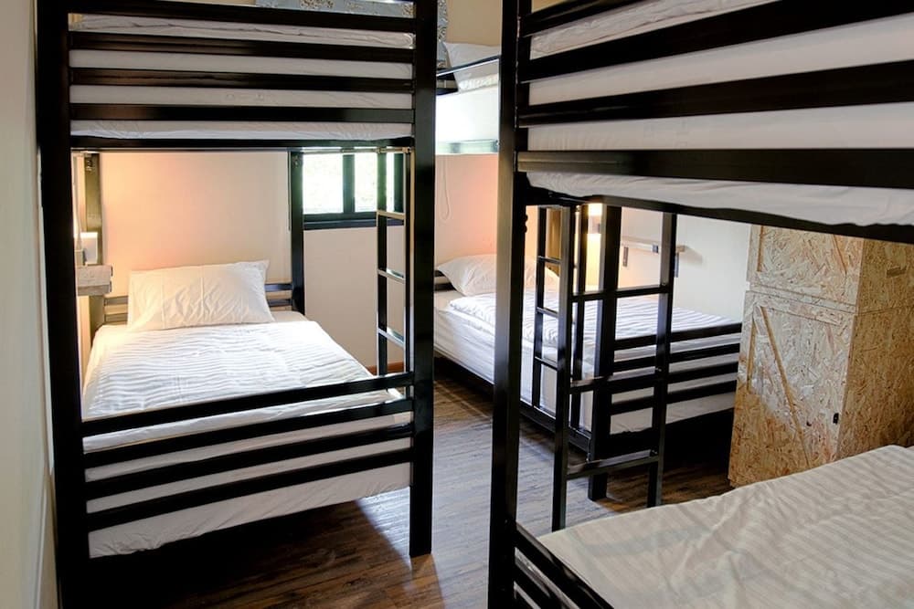 Doolay Beachfront Hostel, Room, photo 5