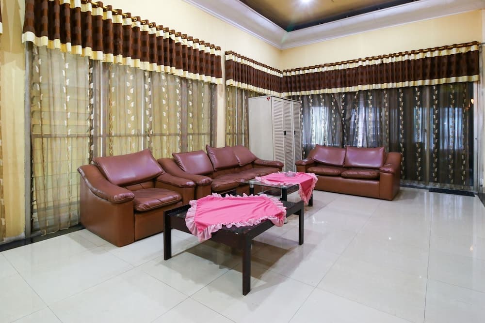 Mariani International Hotel, Lobby lounge, photo 4
