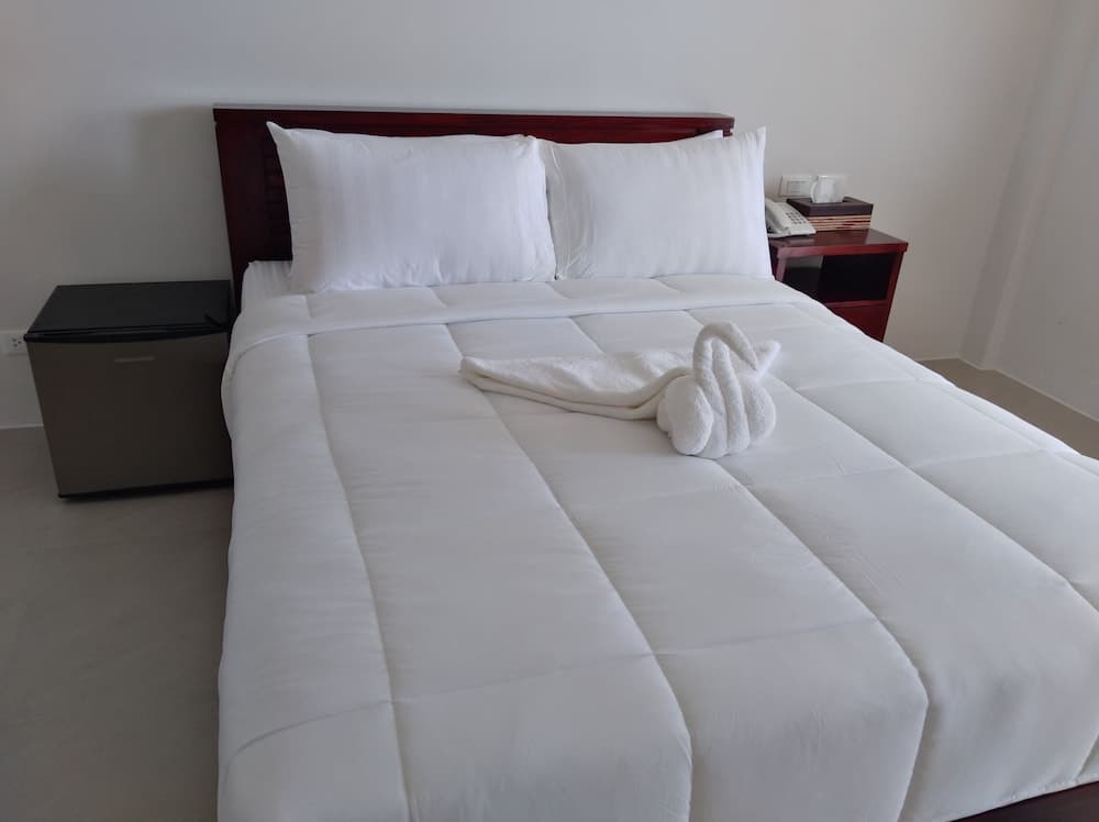 Nirvana Resort, Room, photo 4