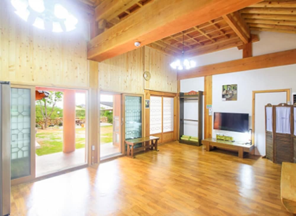 달빛사랑 한옥펜션 객실 사진 4