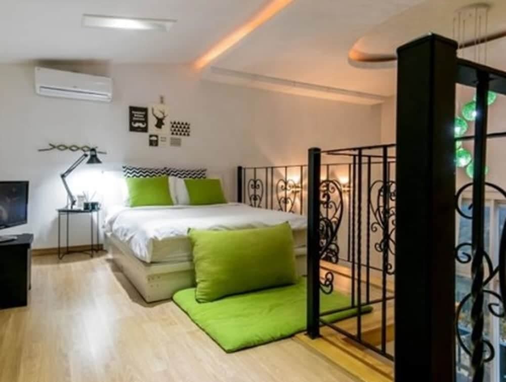 Emotion Pension, Room, photo 2