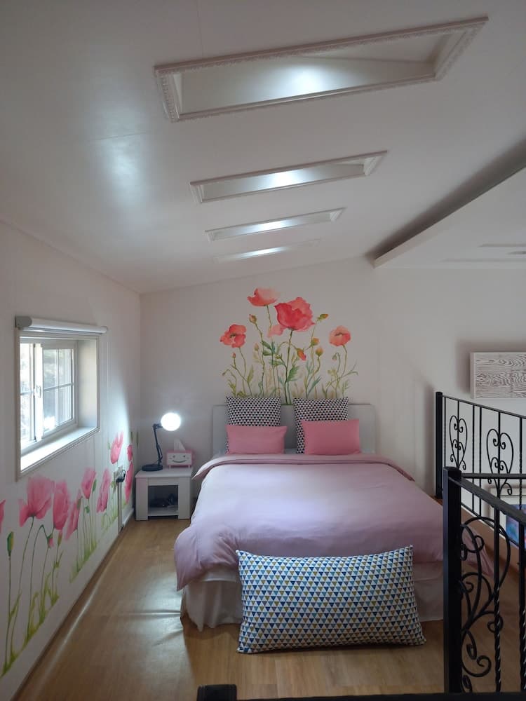 Emotion Pension, Room, photo 5