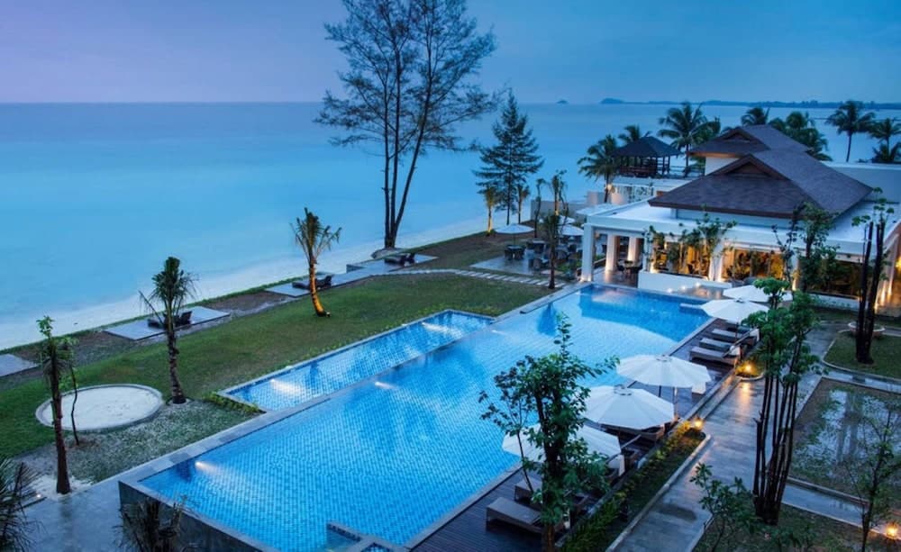 Santika Premiere Beach Resort Belitung, Primary image, photo 1