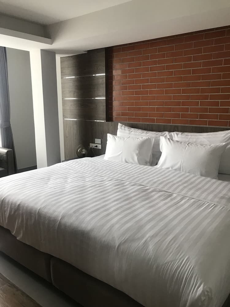 V20부티크 자쿠지 호텔 객실 사진 4