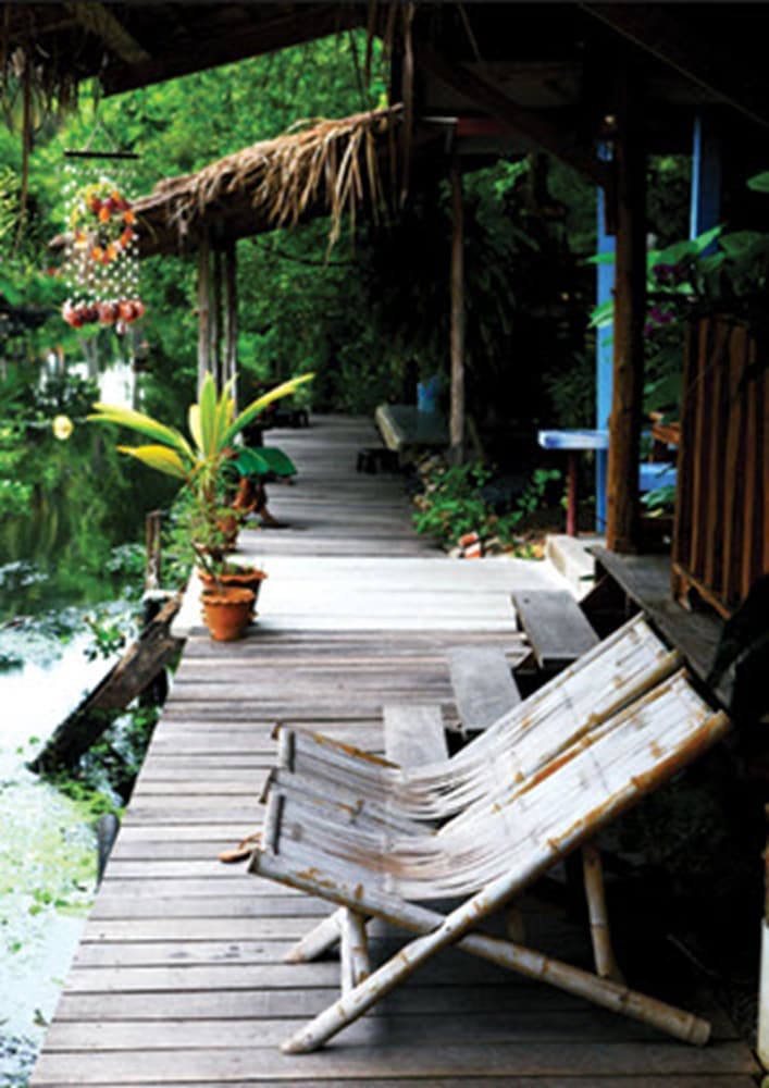 Baan Suanaomsuk, Primary image, photo 1