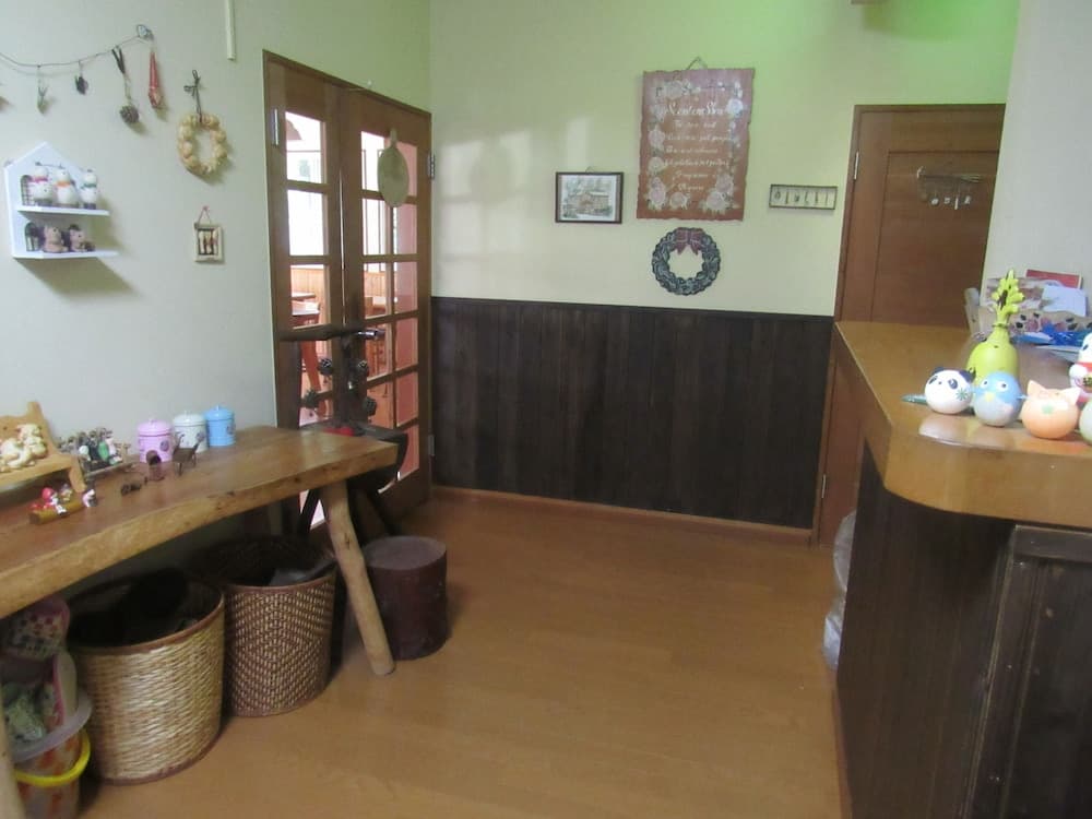 Pension Alps Hakuba, Interior entrance, photo 3