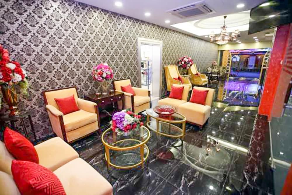 Al Khatiri Hotel, Lobby sitting area, photo 4