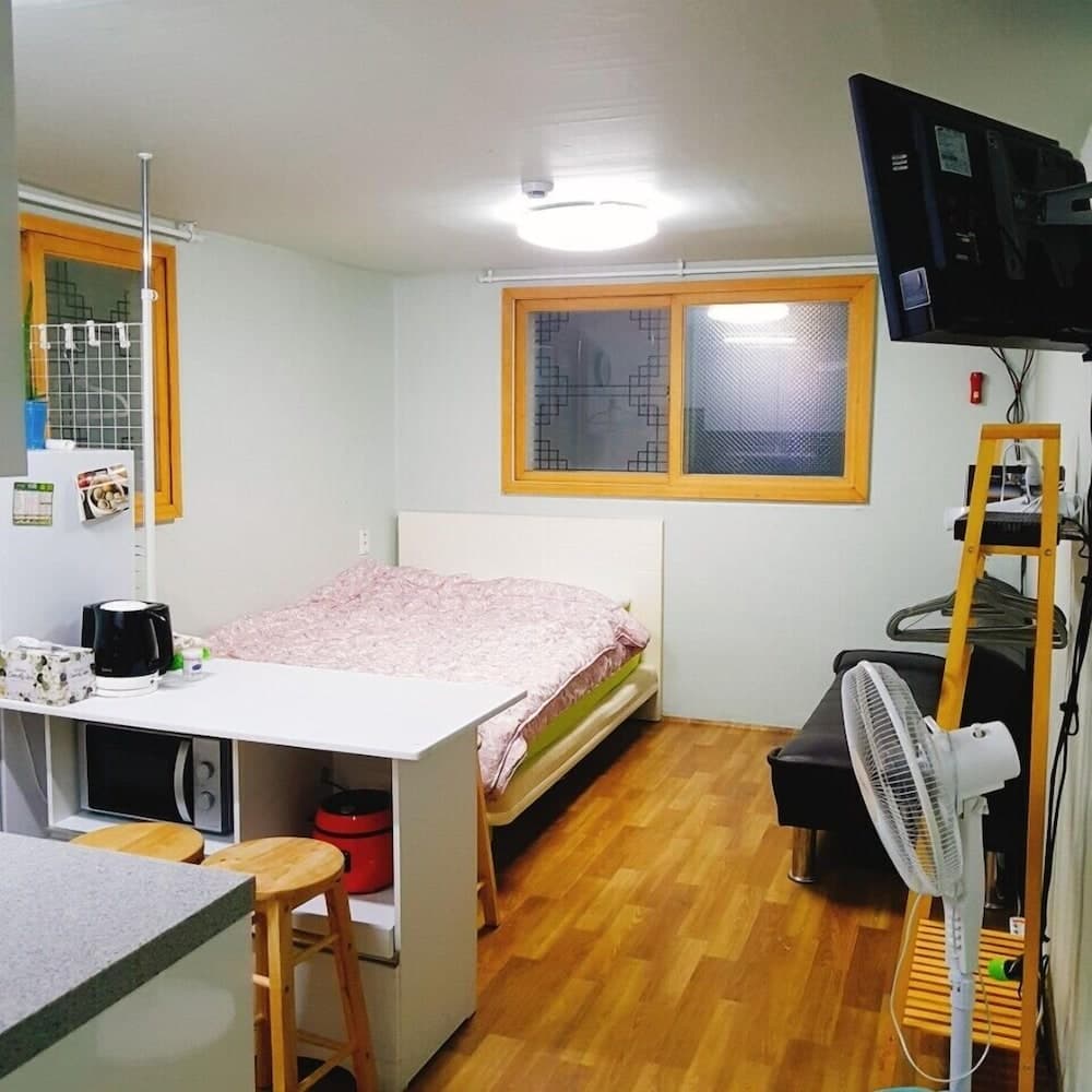 루미 게스트하우스 기본 이미지 사진 1