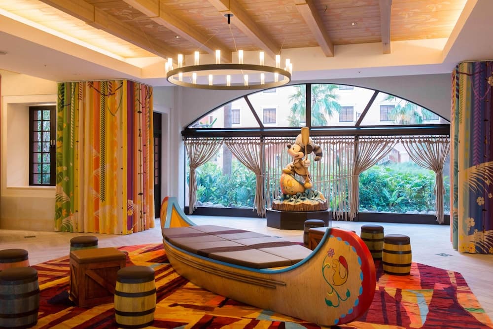 Tokyo Disney Celebration Hotel, Lobby, photo 3
