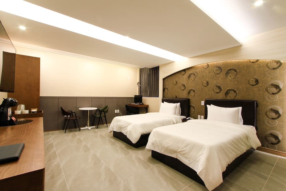The King Hotel, Room, photo 4