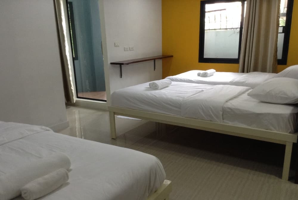BC guesthouse Si Phraya, Room, photo 3