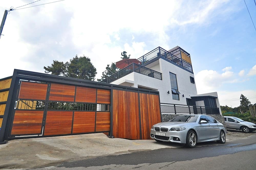 NonilSO Private Pension, Primary image, photo 1