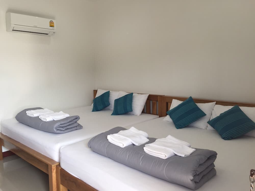 Baan Plernphat 1, Room, photo 3