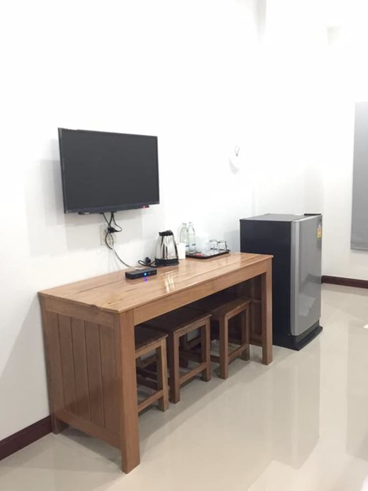 Baan Plernphat 1, Room amenity, photo 5
