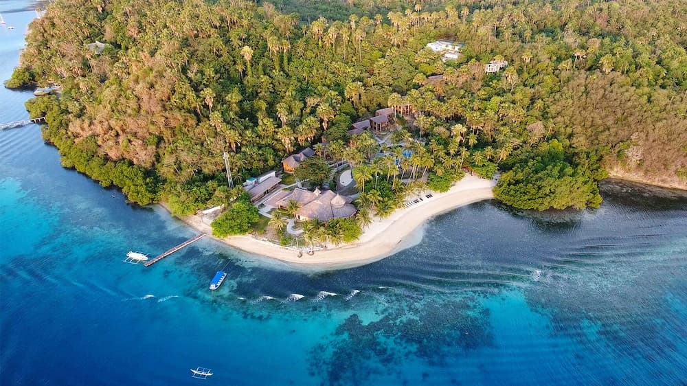 Fridays Puerto Galera, Primary image, photo 1