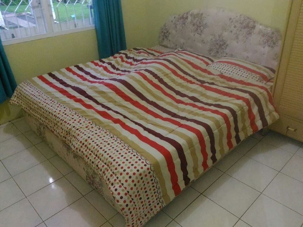 Villa Kota Bunga Gladiol, Room, photo 2
