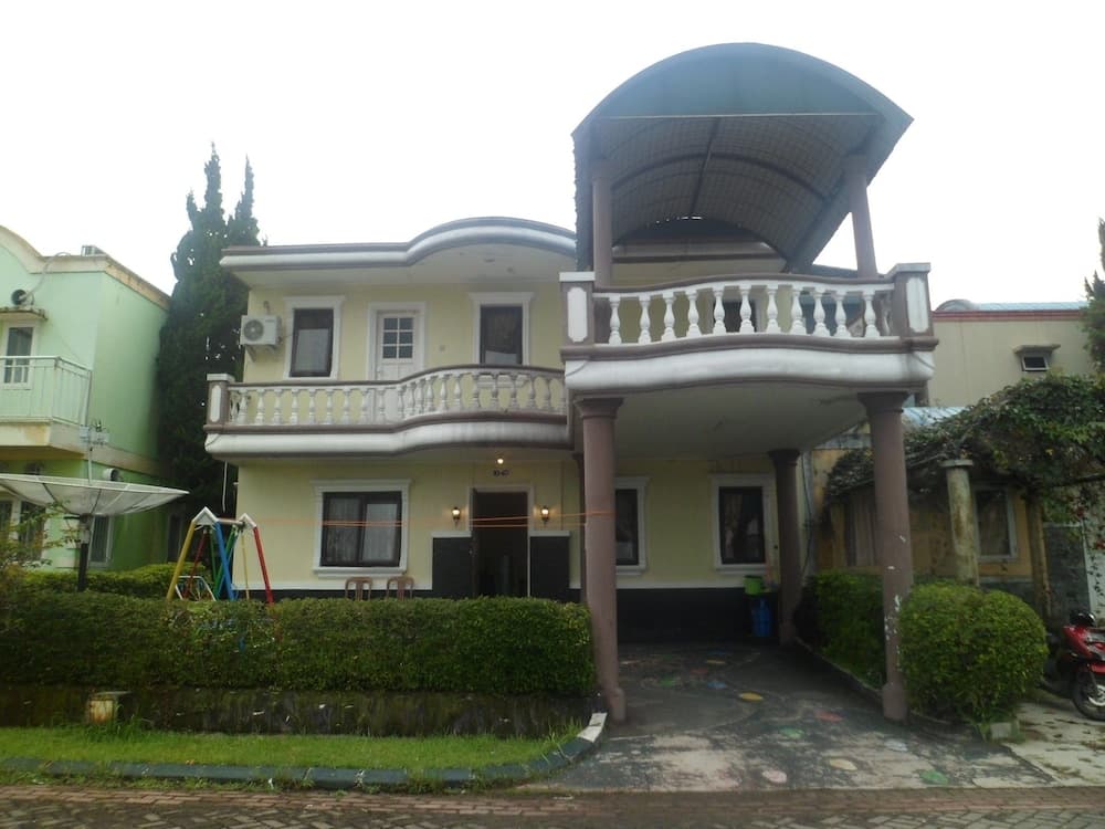 Villa Kota Bunga Protea, Primary image, photo 1